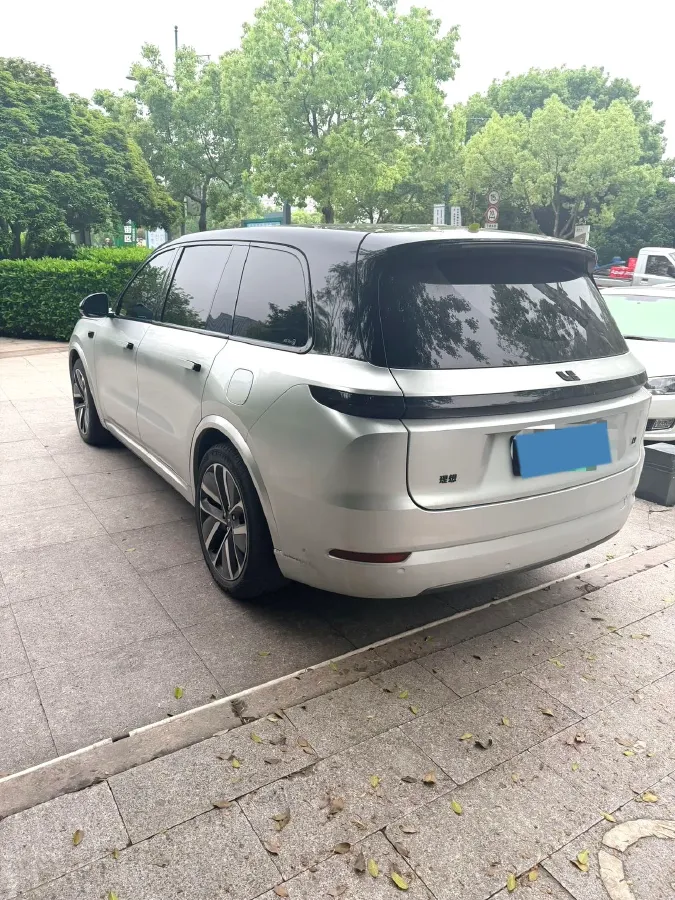 2022 Li L9 Range Extended 154HP REEV 42.6KWH,autocango,china used car exporter,china ev exporter,chinese used car exporter,chinese used ev exporter