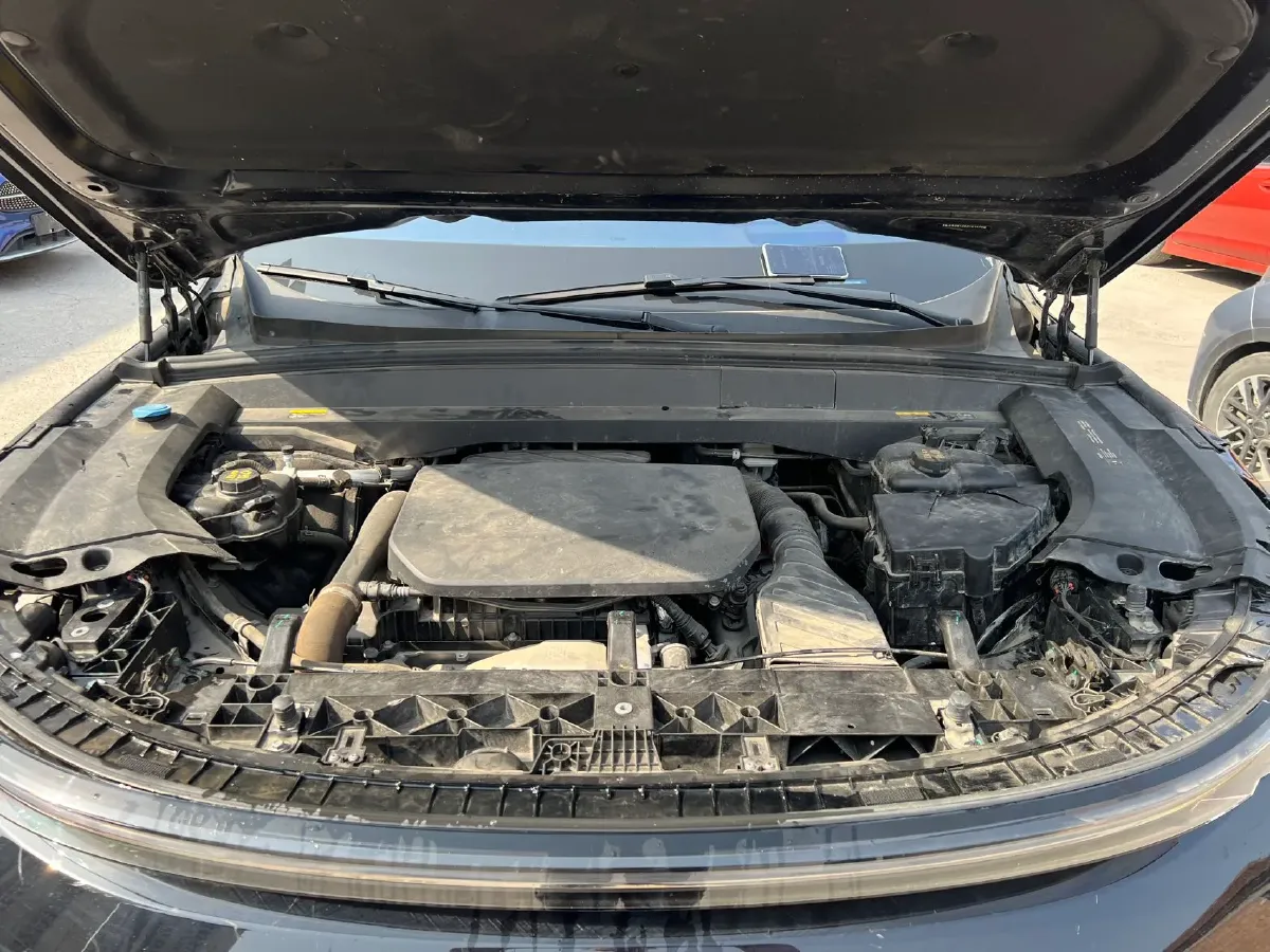 2023 Li L9 Range Extended 154HP REEV 42.6KWH,autocango,china used car exporter,china ev exporter,chinese used car exporter,chinese used ev exporter