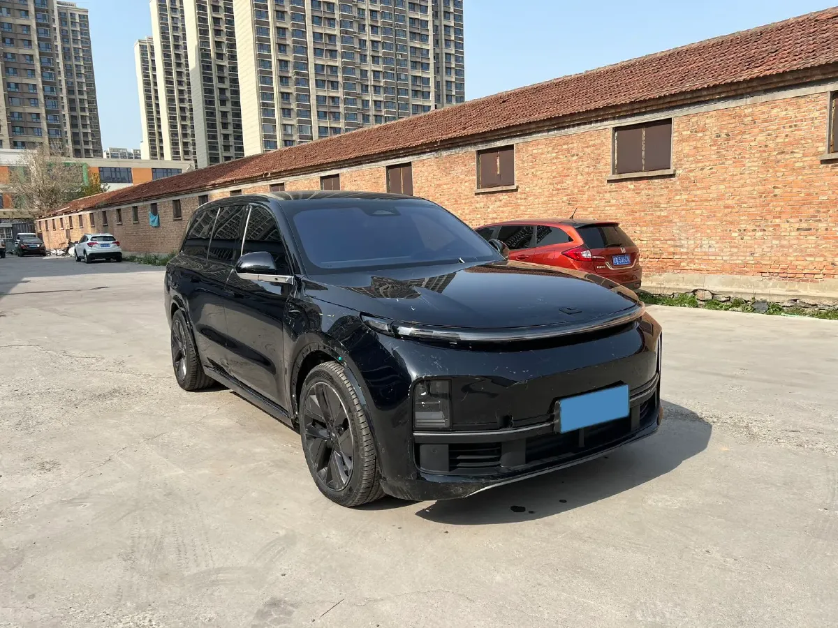 2023 Li L9 Range Extended 154HP REEV 42.6KWH,autocango,china used car exporter,china ev exporter,chinese used car exporter,chinese used ev exporter