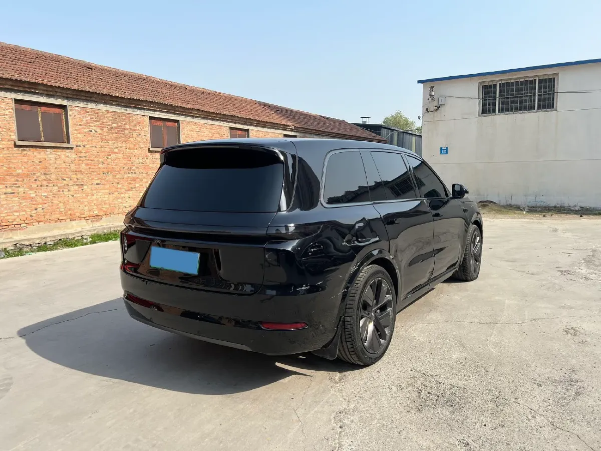 2023 Li L9 Range Extended 154HP REEV 42.6KWH,autocango,china used car exporter,china ev exporter,chinese used car exporter,chinese used ev exporter