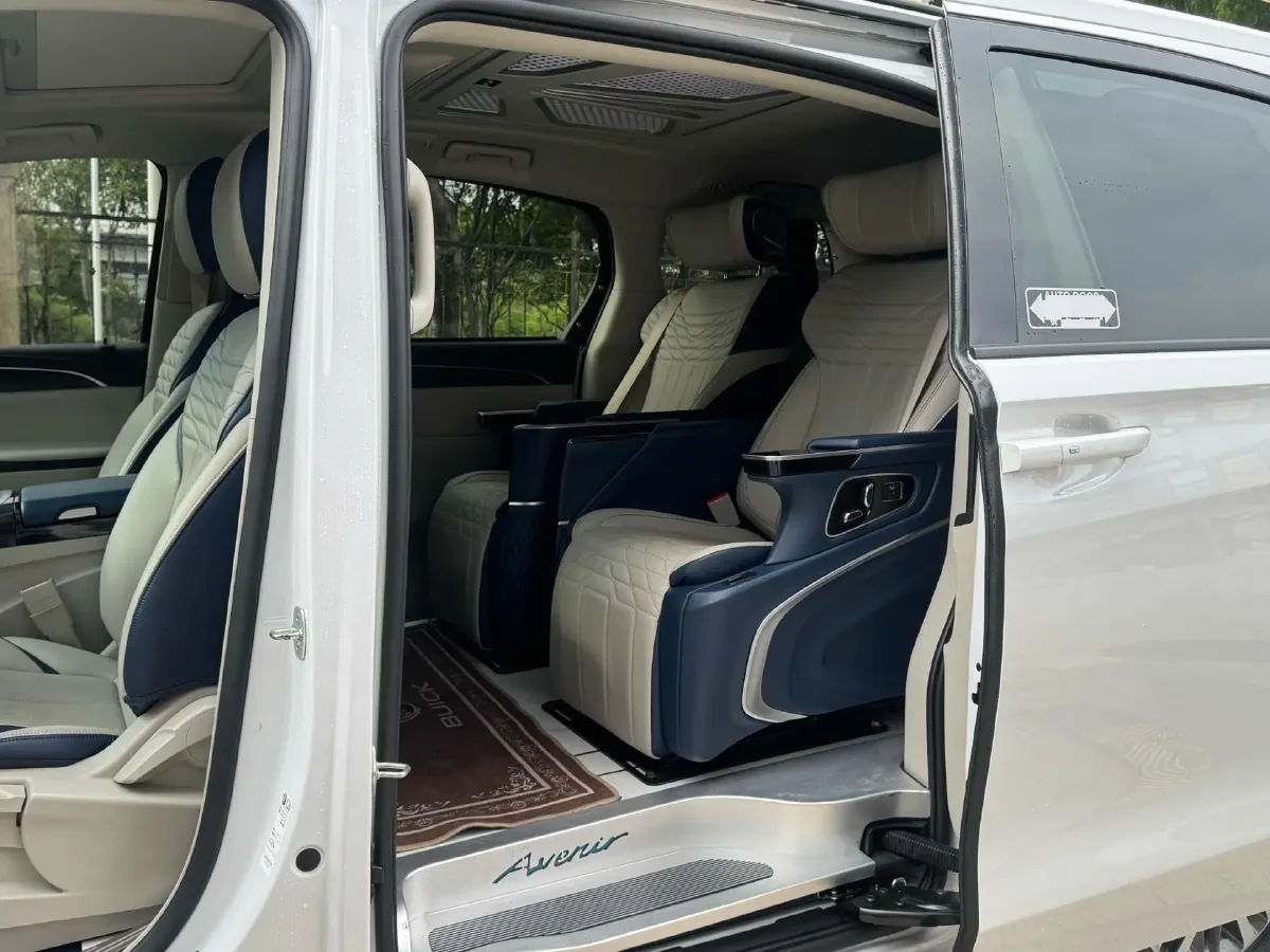 2022 Buick GL8 2.0T 237HP L4 9AT,autocango,china used car exporter,china ev exporter,chinese used car exporter,chinese used ev exporter