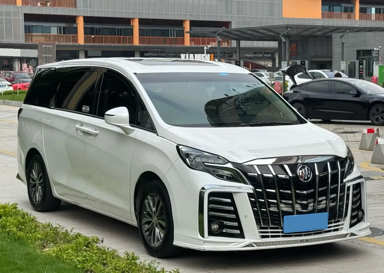 2022 Buick GL8 2.0T 237HP L4 9AT,autocango,china used car exporter,china ev exporter,chinese used car exporter,chinese used ev exporter