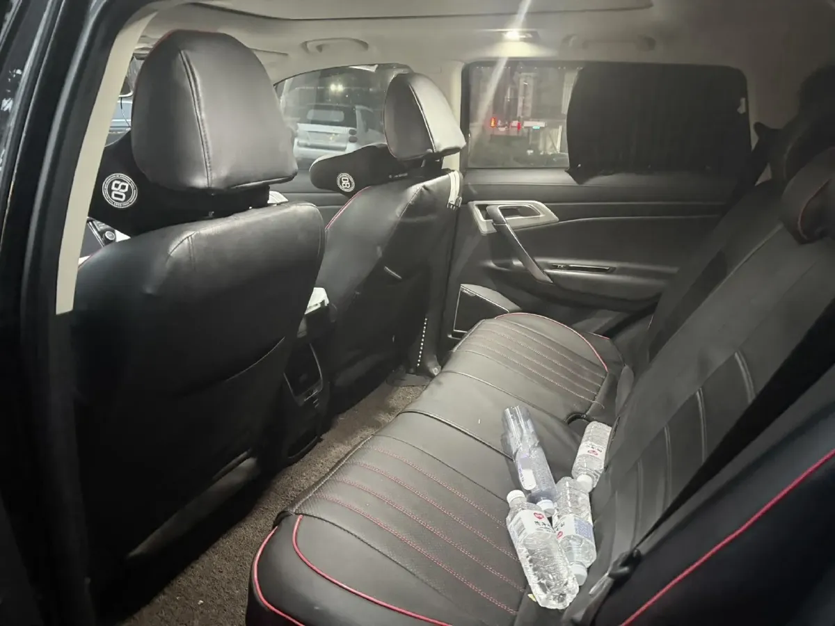 2020 Roewe i6 1.5T 169HP L4 7DCT,autocango,china used car exporter,china ev exporter,chinese used car exporter,chinese used ev exporter