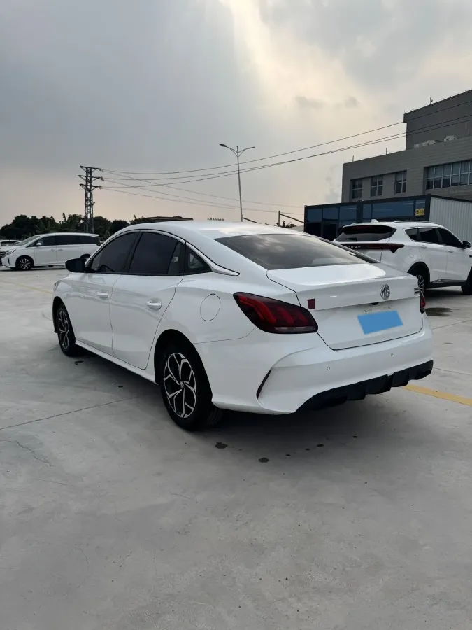 2023 MG 5 1.5L 129HP L4 5MT,autocango,china used car exporter,china ev exporter,chinese used car exporter,chinese used ev exporter