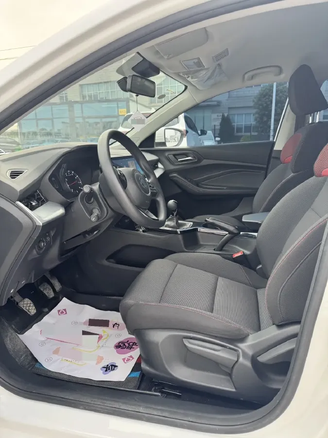 2023 MG 5 1.5L 129HP L4 5MT,autocango,china used car exporter,china ev exporter,chinese used car exporter,chinese used ev exporter