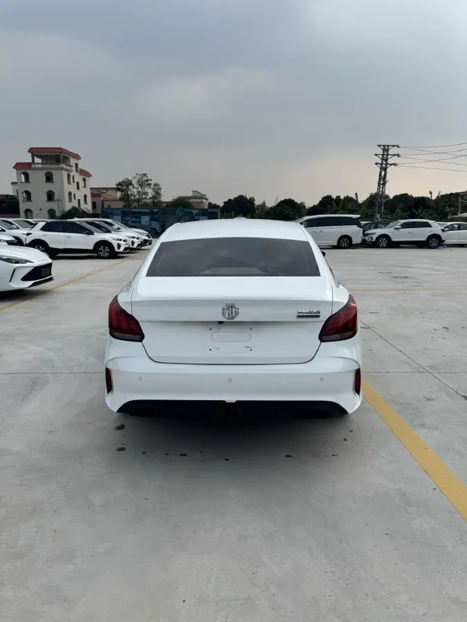 2023 MG 5 1.5L 129HP L4 5MT,autocango,china used car exporter,china ev exporter,chinese used car exporter,chinese used ev exporter