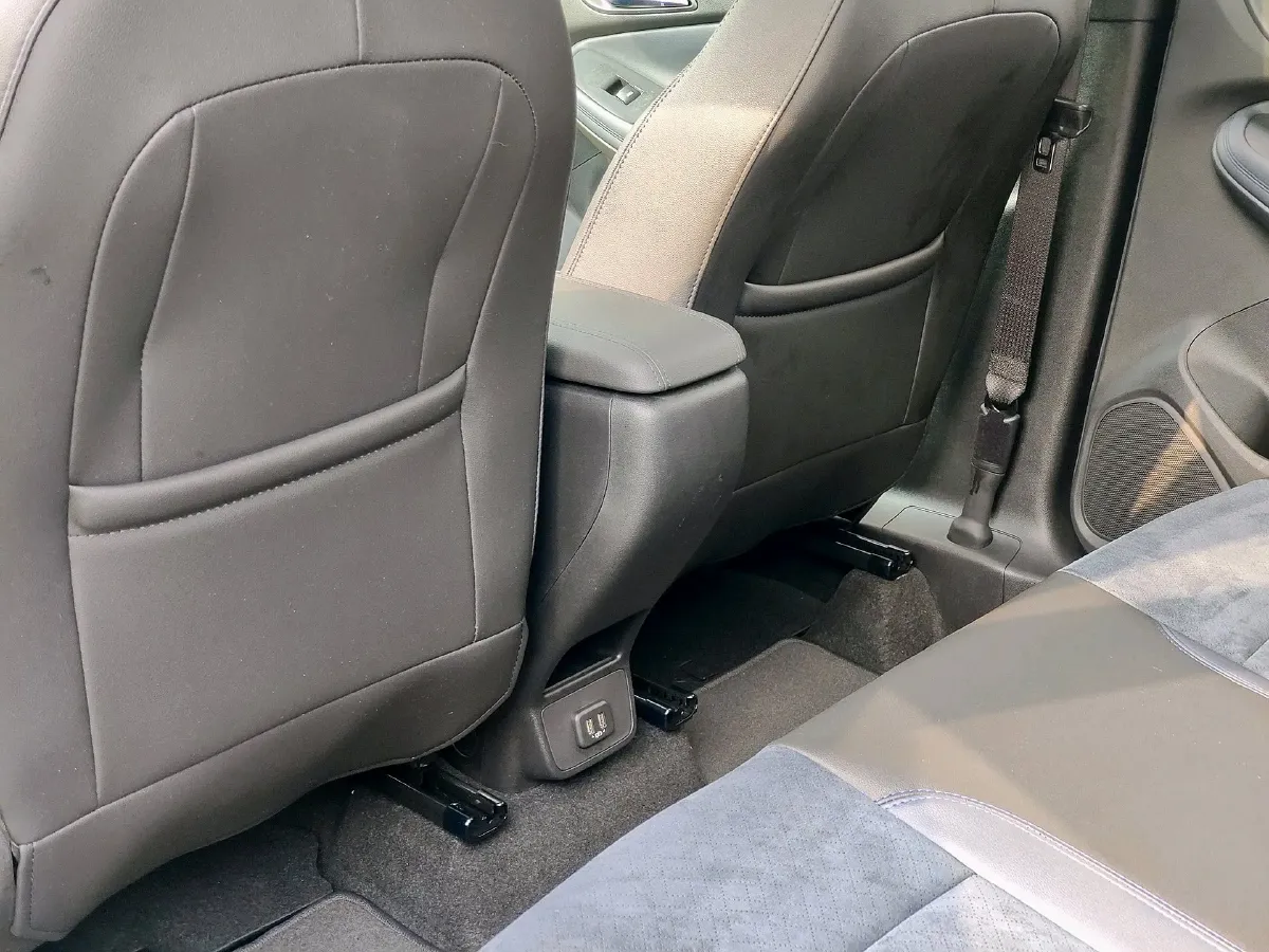 2022 Buick Encore GX 1.3T 165HP L3 CVT,autocango,china used car exporter,china ev exporter,chinese used car exporter,chinese used ev exporter