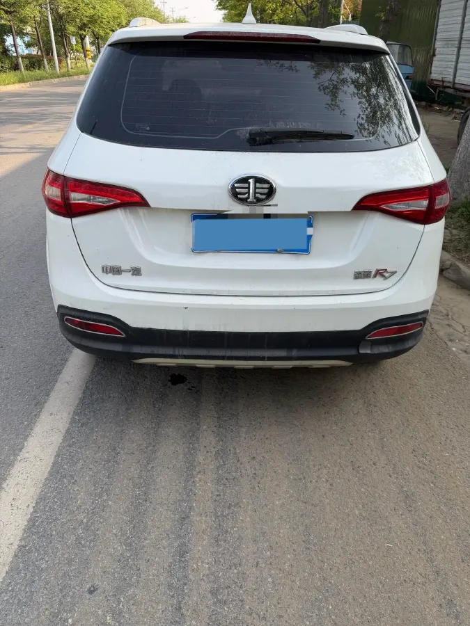 2017 FAW Senia R7 1.6L 116HP L4 6AT,autocango,china used car exporter,china ev exporter,chinese used car exporter,chinese used ev exporter