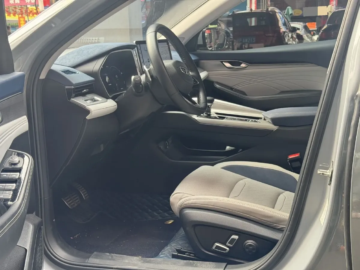 2023 Geely Preface 2.0T 190HP L4 7DCT,autocango,china used car exporter,china ev exporter,chinese used car exporter,chinese used ev exporter