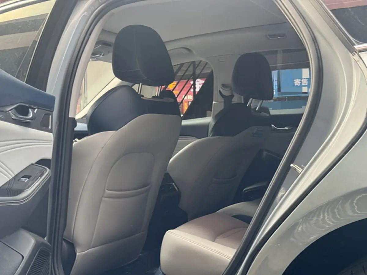 2023 Geely Preface 2.0T 190HP L4 7DCT,autocango,china used car exporter,china ev exporter,chinese used car exporter,chinese used ev exporter