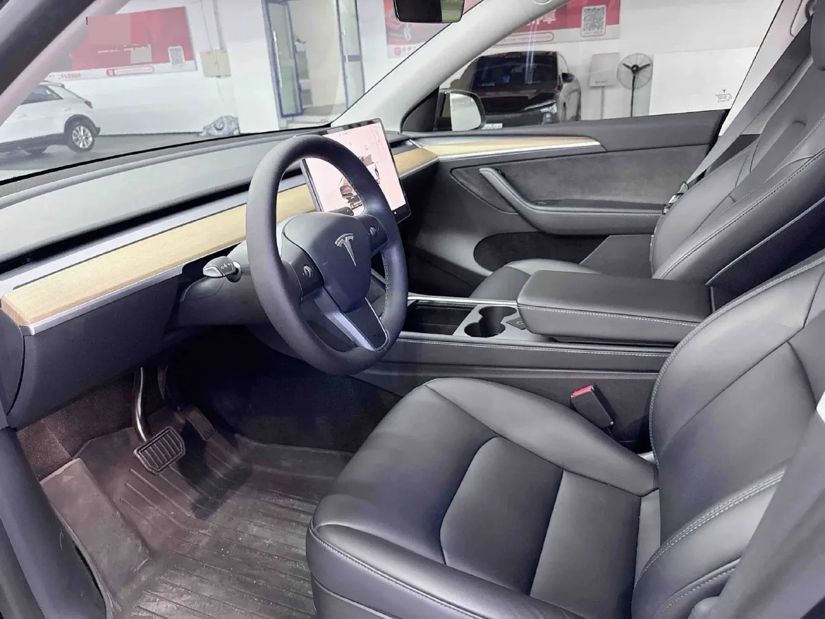 2022 Tesla Model Y BEV 60KWH,autocango,china used car exporter,china ev exporter,chinese used car exporter,chinese used ev exporter