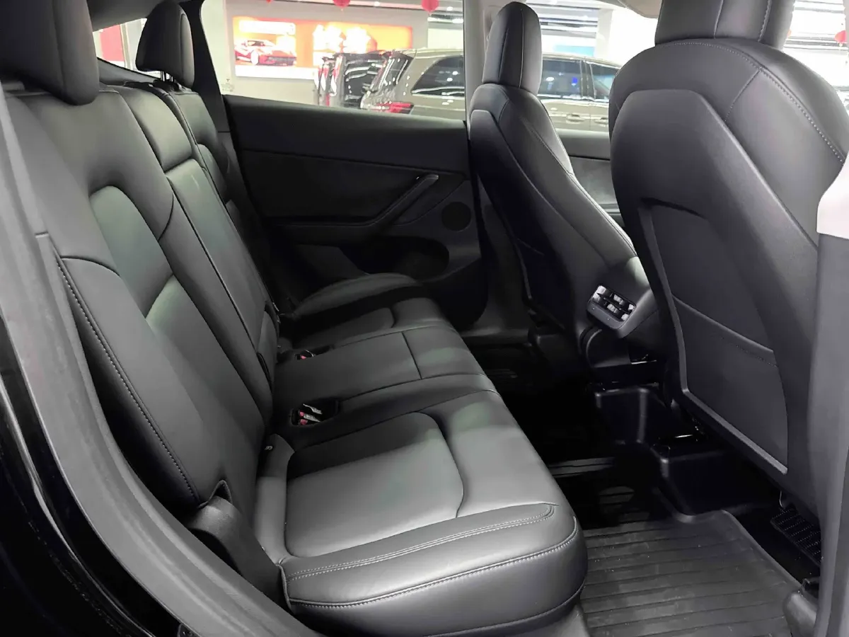 2022 Tesla Model Y BEV 60KWH,autocango,china used car exporter,china ev exporter,chinese used car exporter,chinese used ev exporter