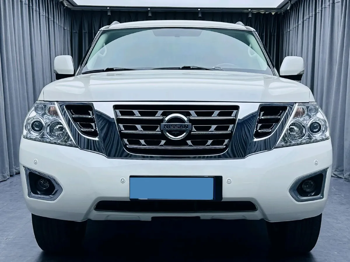 2018 Nissan Patrol 4.0L 279HP V6 7AT,autocango,china used car exporter,china ev exporter,chinese used car exporter,chinese used ev exporter