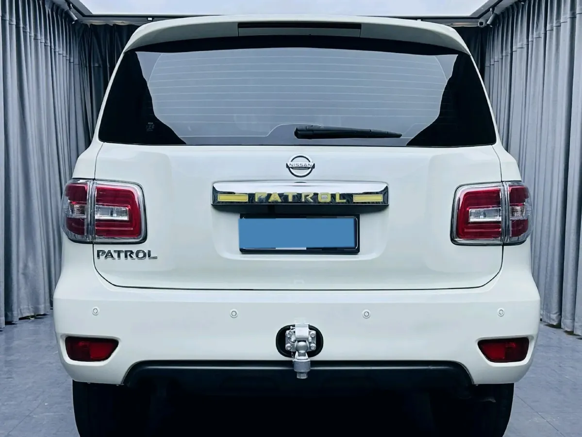 2018 Nissan Patrol 4.0L 279HP V6 7AT,autocango,china used car exporter,china ev exporter,chinese used car exporter,chinese used ev exporter