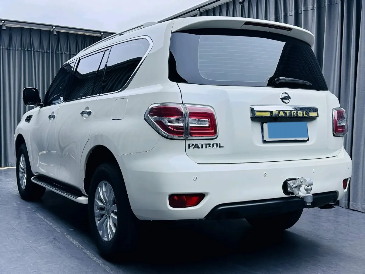 2018 Nissan Patrol 4.0L 279HP V6 7AT,autocango,china used car exporter,china ev exporter,chinese used car exporter,chinese used ev exporter