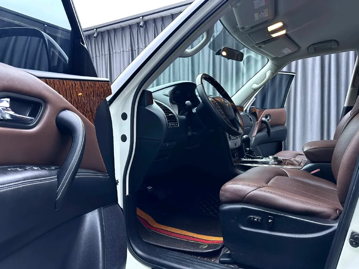 2018 Nissan Patrol 4.0L 279HP V6 7AT,autocango,china used car exporter,china ev exporter,chinese used car exporter,chinese used ev exporter