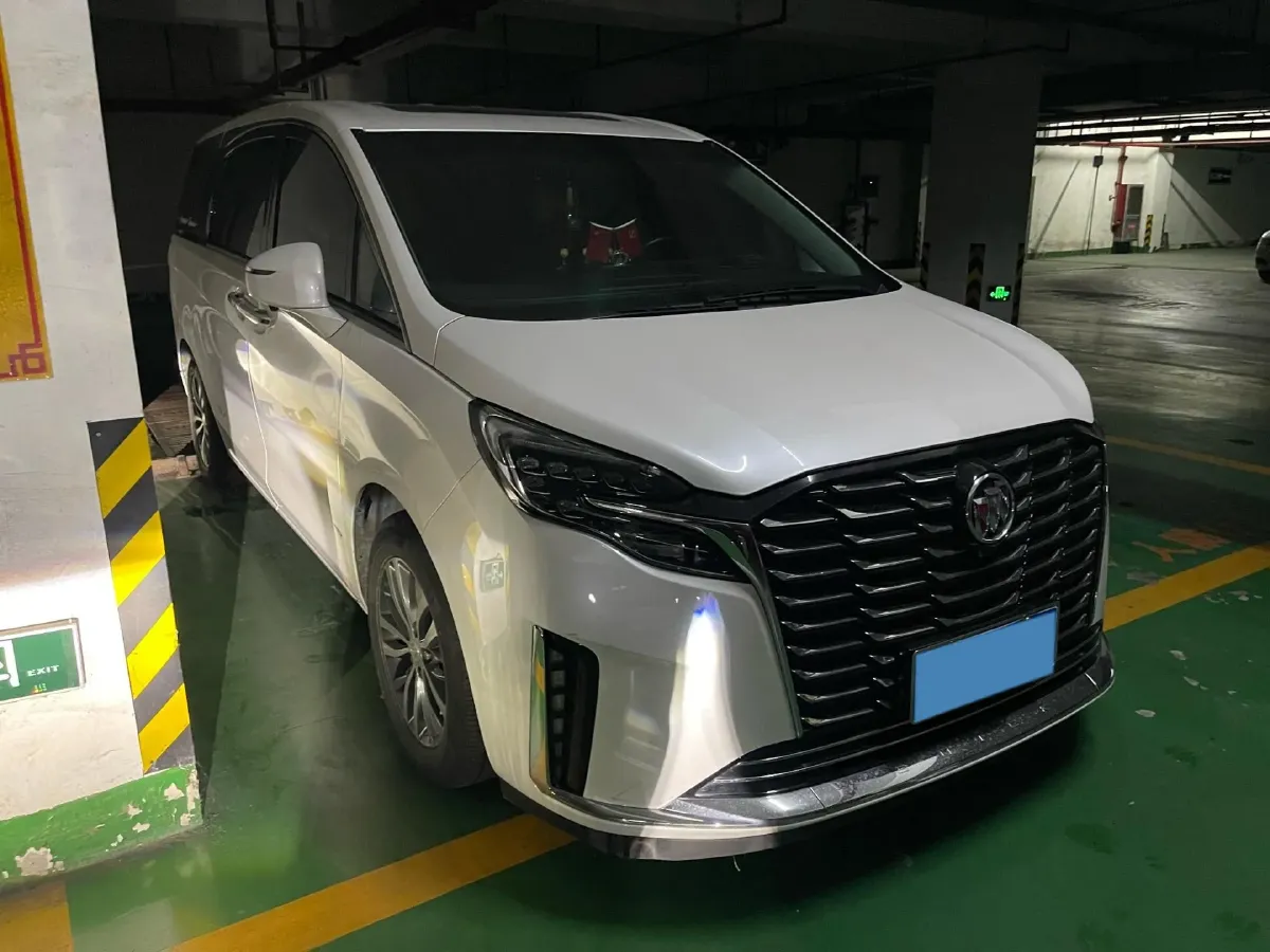 2023 Buick GL8 2.0T 237HP L4 9AT,autocango,china used car exporter,china ev exporter,chinese used car exporter,chinese used ev exporter