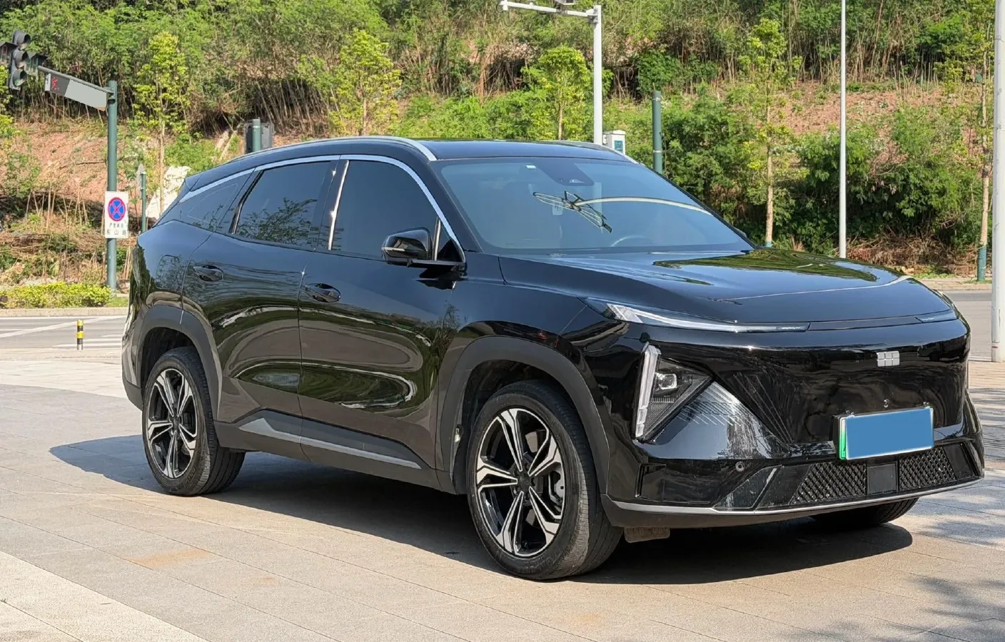 2024 Geely Galaxy L7 1.5T 163HP L4 3DHT PHEV 18.7KWH,autocango,china used car exporter,china ev exporter,chinese used car exporter,chinese used ev exporter