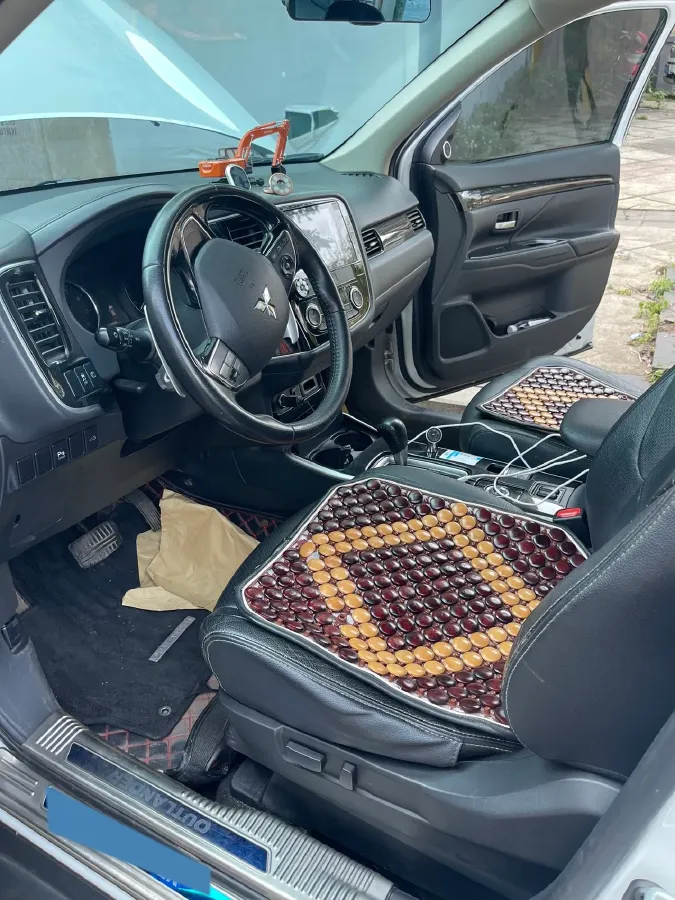 2018 Mitsubishi Outlander 2.4L 192HP L4 CVT,autocango,china used car exporter,china ev exporter,chinese used car exporter,chinese used ev exporter