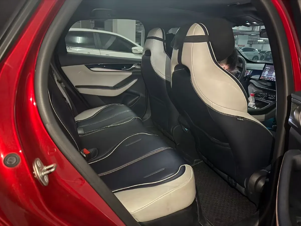 2021 Haval F7 1.5T 169HP L4 7DCT,autocango,china used car exporter,china ev exporter,chinese used car exporter,chinese used ev exporter