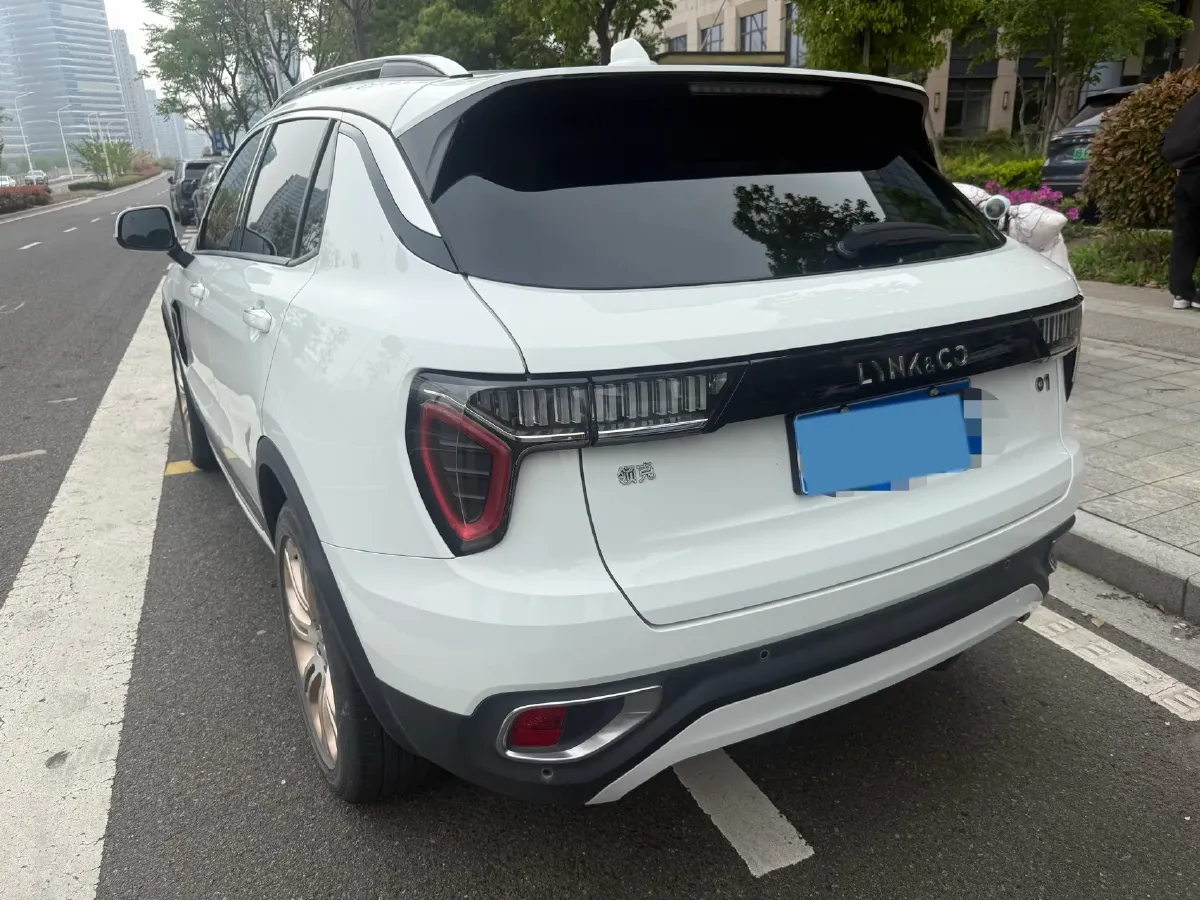 2019 LYNK&CO 01 2.0T 190HP L4 6AT,autocango,china used car exporter,china ev exporter,chinese used car exporter,chinese used ev exporter