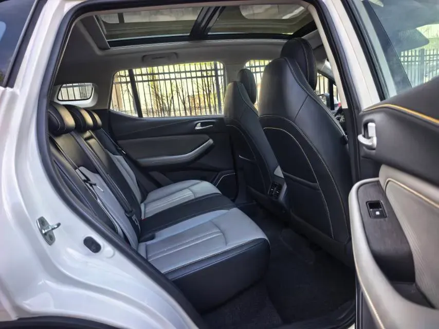 2022 GAC Trumpchi GS4 1.5T 169HP L4 6AT,autocango,china used car exporter,china ev exporter,chinese used car exporter,chinese used ev exporter