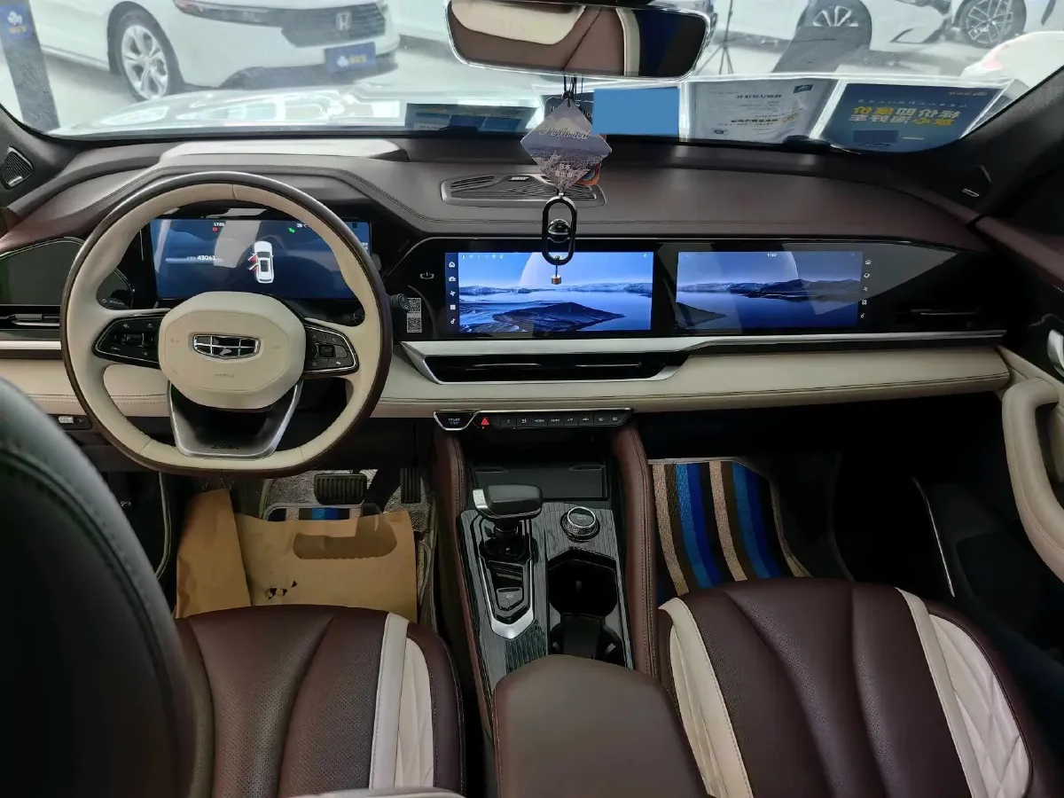 2021 Geely Monjaro 2.0T 218HP L4 7DCT,autocango,china used car exporter,china ev exporter,chinese used car exporter,chinese used ev exporter