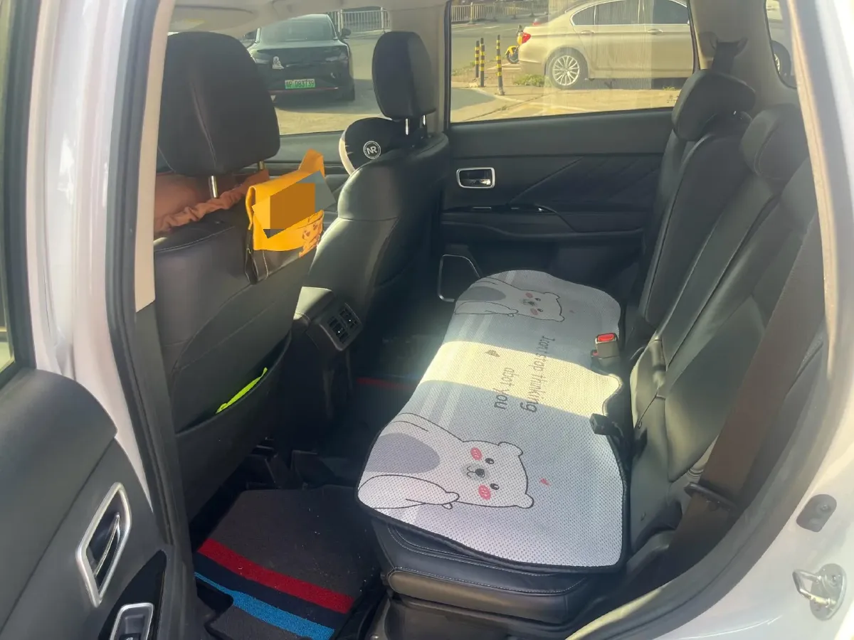 2019 Mitsubishi Outlander 2.0L 166HP L4 CVT,autocango,china used car exporter,china ev exporter,chinese used car exporter,chinese used ev exporter