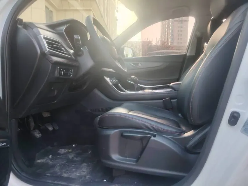 2021 ChangAn CS75 1.5T 178HP L4 6MT,autocango,china used car exporter,china ev exporter,chinese used car exporter,chinese used ev exporter