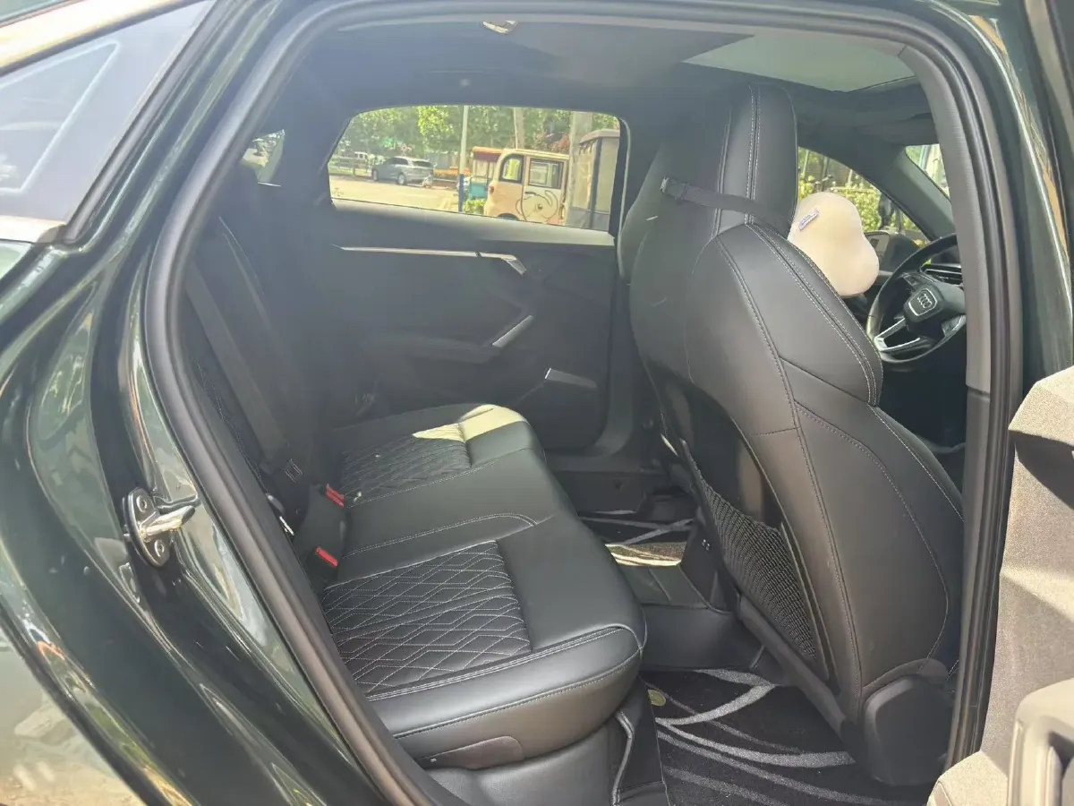 2025 Audi A3 1.5T 160HP L4 7DCT,autocango,china used car exporter,china ev exporter,chinese used car exporter,chinese used ev exporter