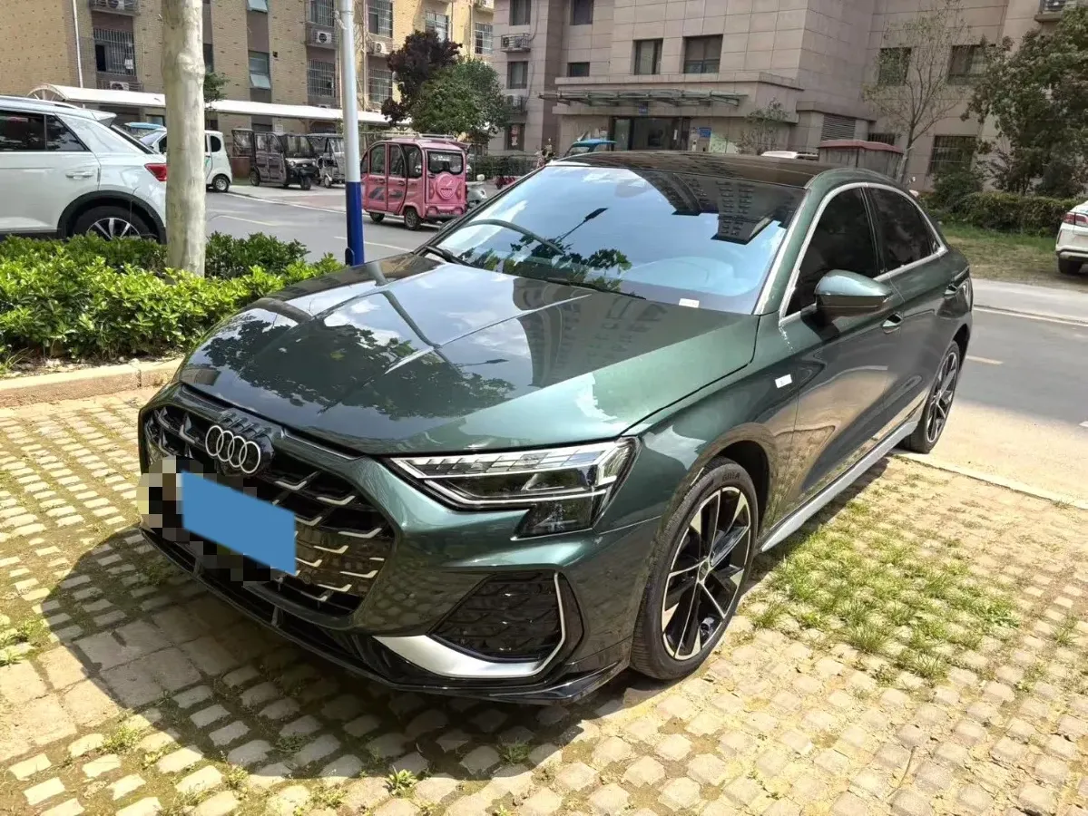 2025 Audi A3 1.5T 160HP L4 7DCT,autocango,china used car exporter,china ev exporter,chinese used car exporter,chinese used ev exporter