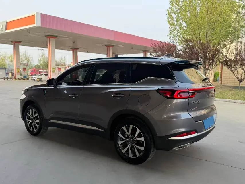 2021 Chery Tiggo 7 Plus 1.6T 197HP L4 7DCT,autocango,china used car exporter,china ev exporter,chinese used car exporter,chinese used ev exporter