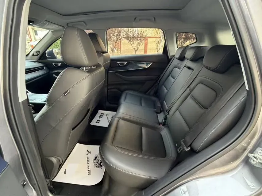 2021 Chery Tiggo 7 Plus 1.6T 197HP L4 7DCT,autocango,china used car exporter,china ev exporter,chinese used car exporter,chinese used ev exporter