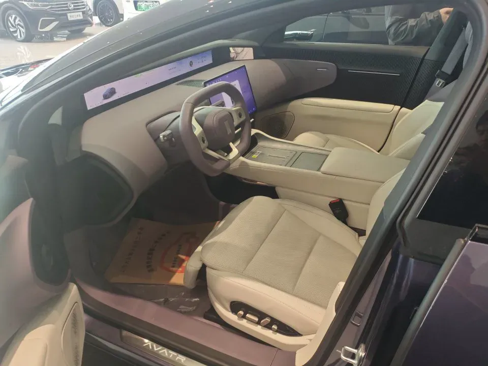 2026 Avatr 12 BEV,autocango,china used car exporter,china ev exporter,chinese used car exporter,chinese used ev exporter