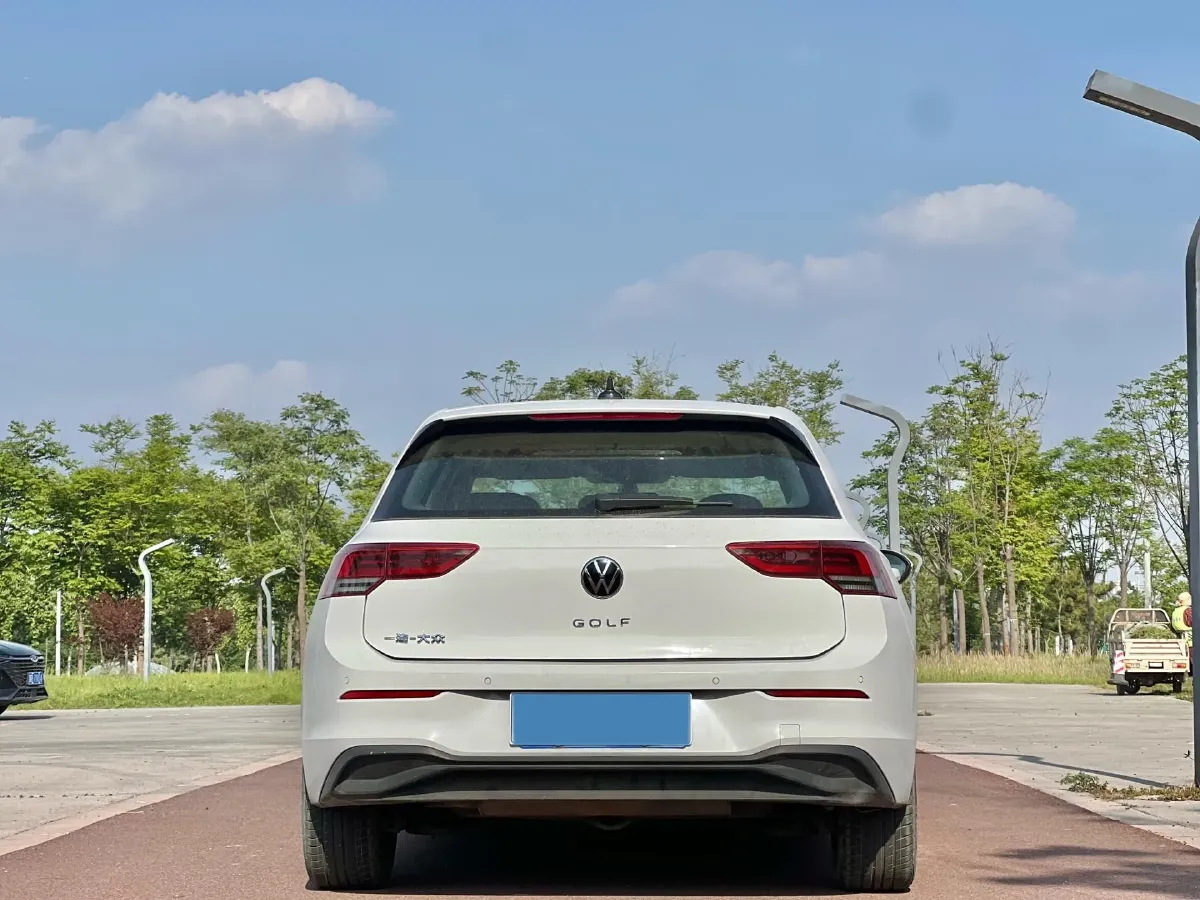 2023 Volkswagen Golf 1.2T 116HP L4 7DCT,autocango,china used car exporter,china ev exporter,chinese used car exporter,chinese used ev exporter