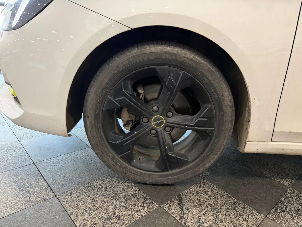 2020 Roewe i6 MAX 1.5T 173HP L4 7DCT,autocango,china used car exporter,china ev exporter,chinese used car exporter,chinese used ev exporter