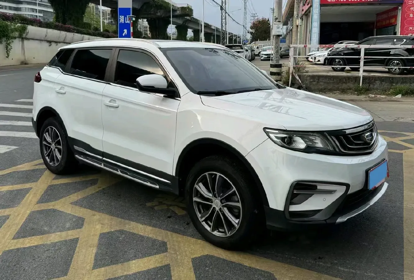 2020 Roewe i6 1.5T 169HP L4 7DCT,autocango,china used car exporter,china ev exporter,chinese used car exporter,chinese used ev exporter