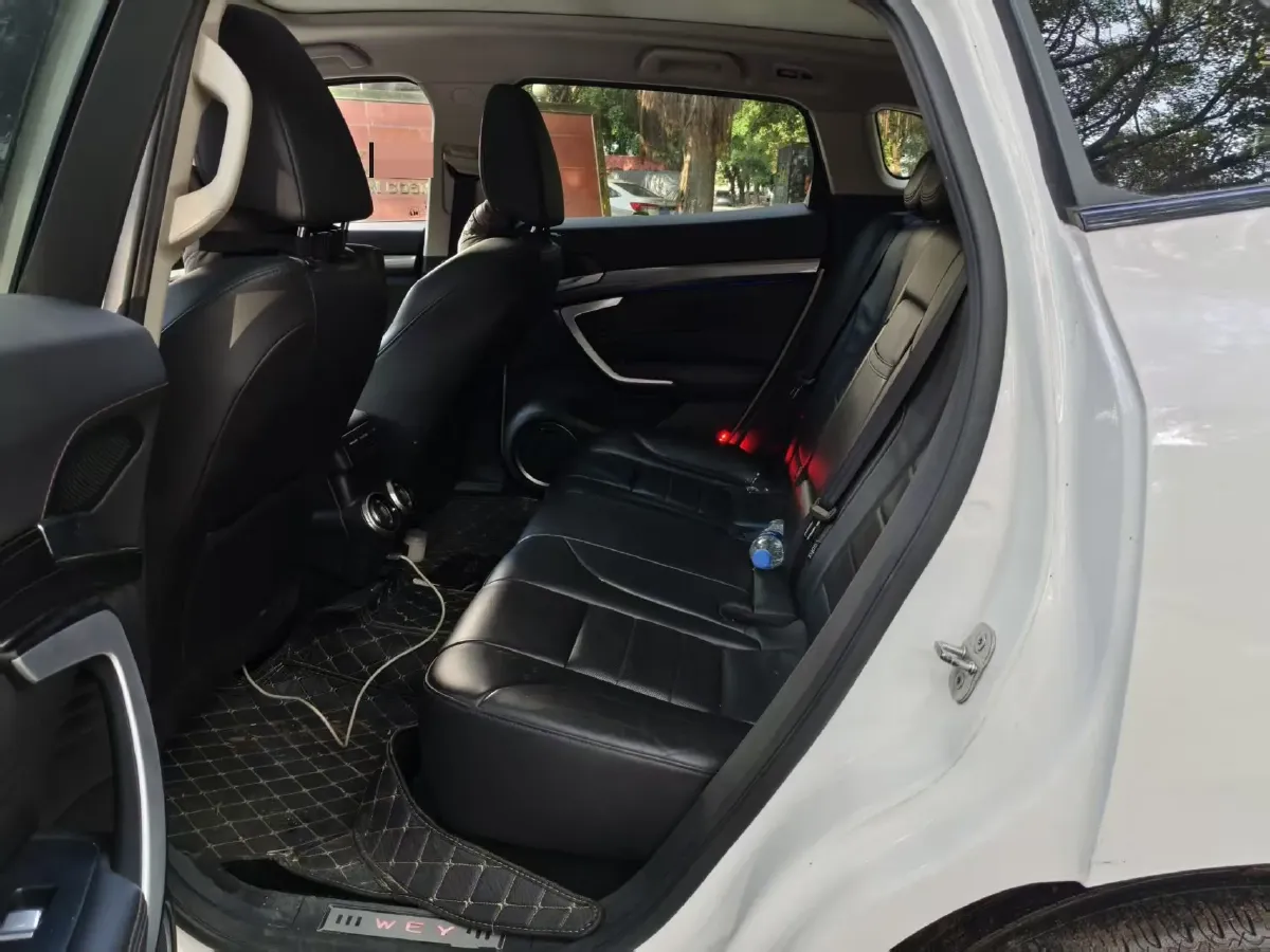 2017 WEY VV7 2.0T 234HP L4 7DCT,autocango,china used car exporter,china ev exporter,chinese used car exporter,chinese used ev exporter