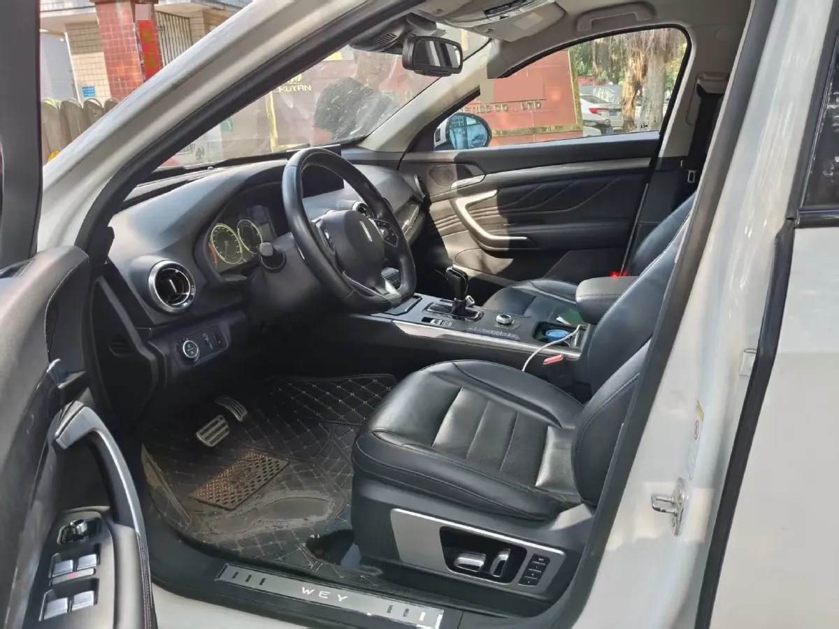 2017 WEY VV7 2.0T 234HP L4 7DCT,autocango,china used car exporter,china ev exporter,chinese used car exporter,chinese used ev exporter