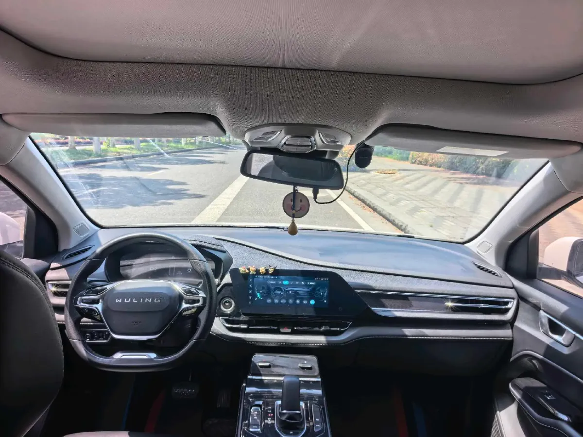 2022 WuLing KaiJie 1.5T 177HP L4 CVT,autocango,china used car exporter,china ev exporter,chinese used car exporter,chinese used ev exporter