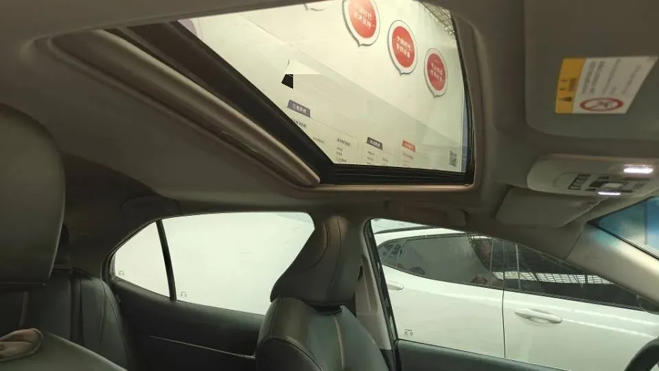 2021 Toyota Camry 2.0L 178HP L4 CVT,autocango,china used car exporter,china ev exporter,chinese used car exporter,chinese used ev exporter