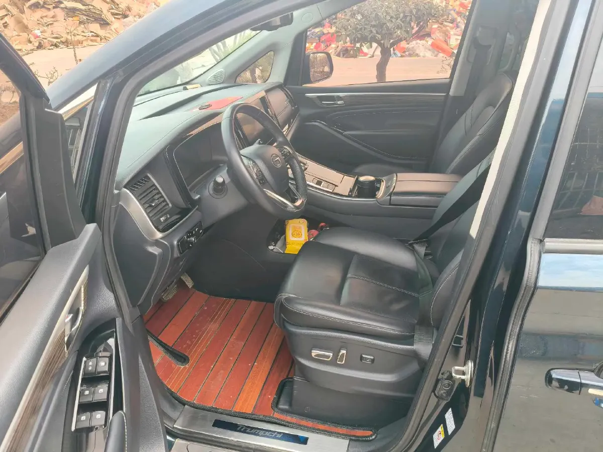 2021 GAC Trumpchi M8 2.0T 252HP L4 8AT,autocango,china used car exporter,china ev exporter,chinese used car exporter,chinese used ev exporter