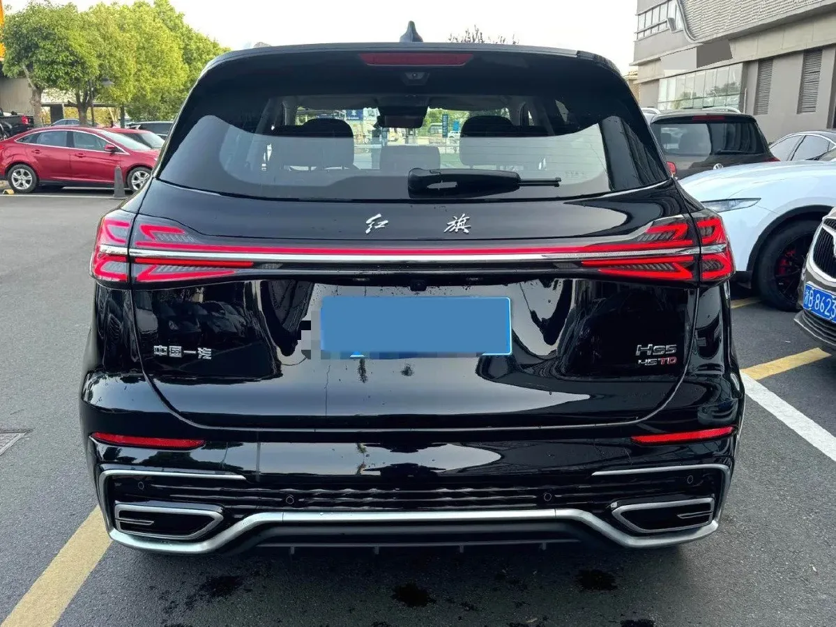 2025 HongQi HS5 2.0T 252HP L4 8AT,autocango,china used car exporter,china ev exporter,chinese used car exporter,chinese used ev exporter