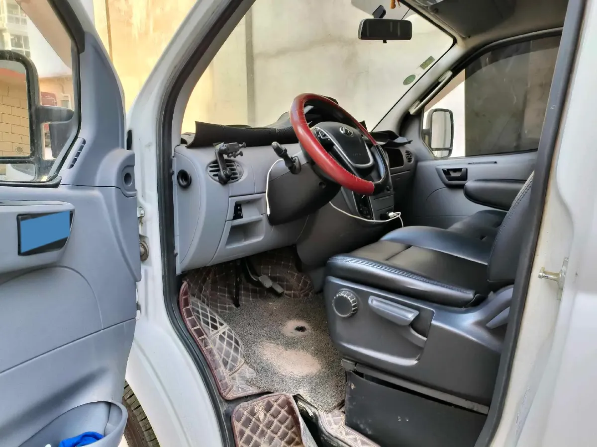 2019 Ford Transit 2.0T 121HP L4 5MT,autocango,china used car exporter,china ev exporter,chinese used car exporter,chinese used ev exporter