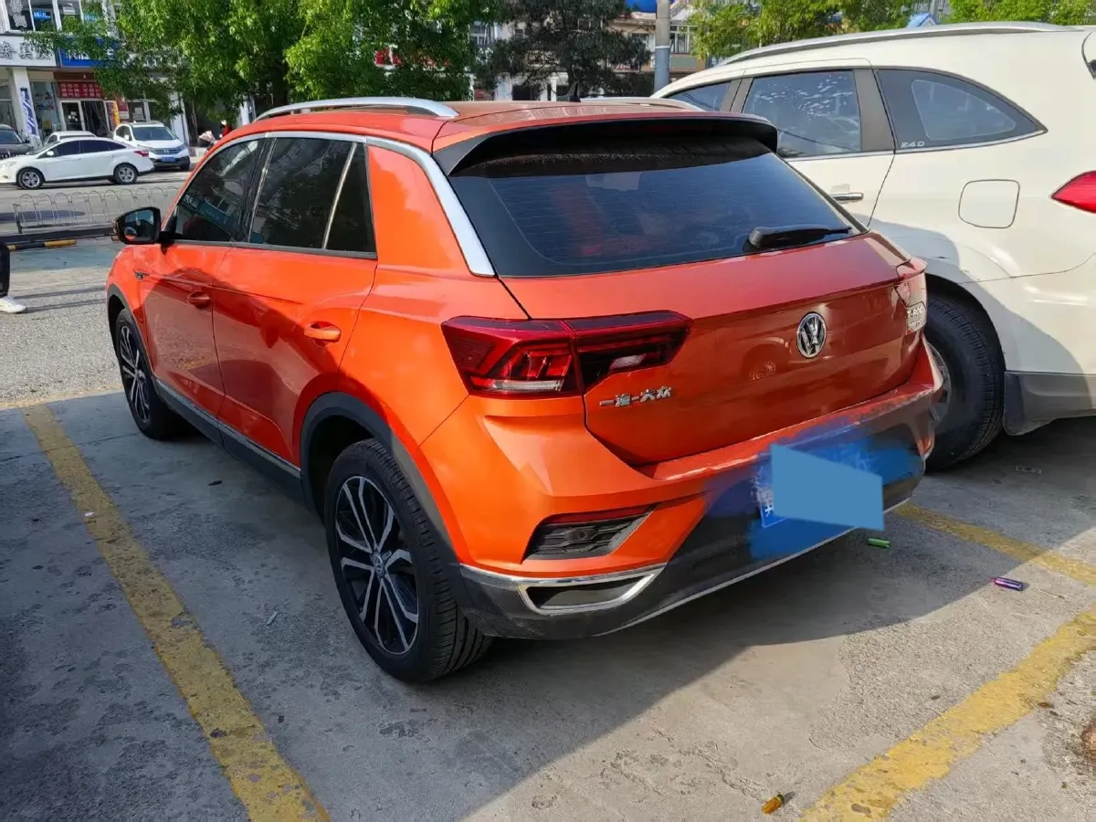 2019 Volkswagen T-Roc 1.4T 150HP L4 7DCT,autocango,china used car exporter,china ev exporter,chinese used car exporter,chinese used ev exporter