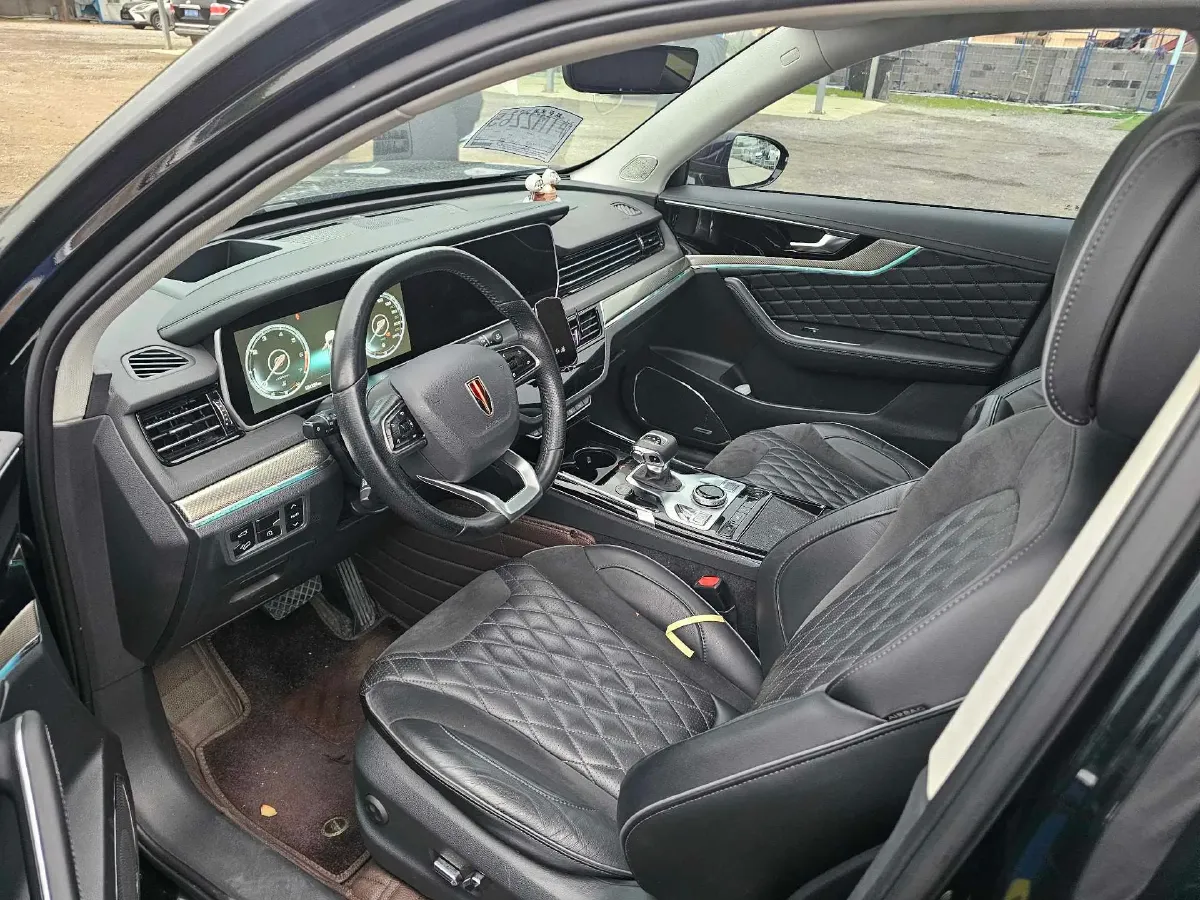 2019 HongQi HS5 2.0T 224HP L4 6AT,autocango,china used car exporter,china ev exporter,chinese used car exporter,chinese used ev exporter