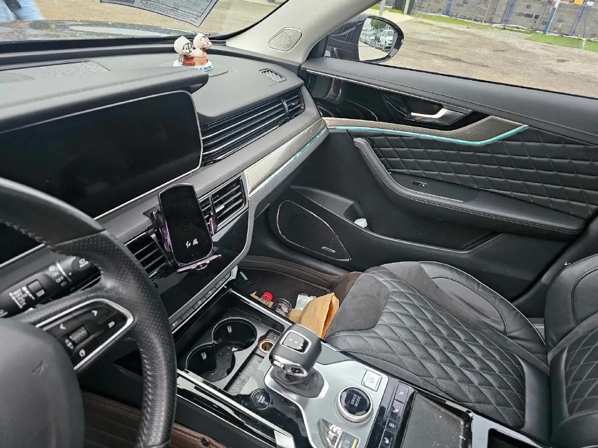 2019 HongQi HS5 2.0T 224HP L4 6AT,autocango,china used car exporter,china ev exporter,chinese used car exporter,chinese used ev exporter