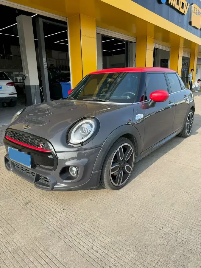 2021 MINI MINI 2.0T 192HP L4 7DCT,autocango,china used car exporter,china ev exporter,chinese used car exporter,chinese used ev exporter