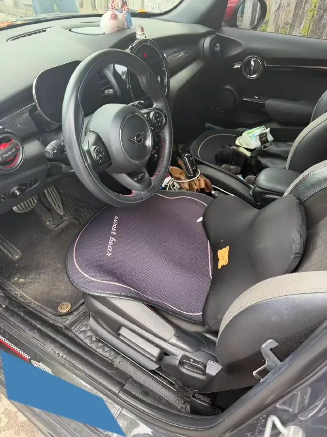 2021 MINI MINI 2.0T 192HP L4 7DCT,autocango,china used car exporter,china ev exporter,chinese used car exporter,chinese used ev exporter