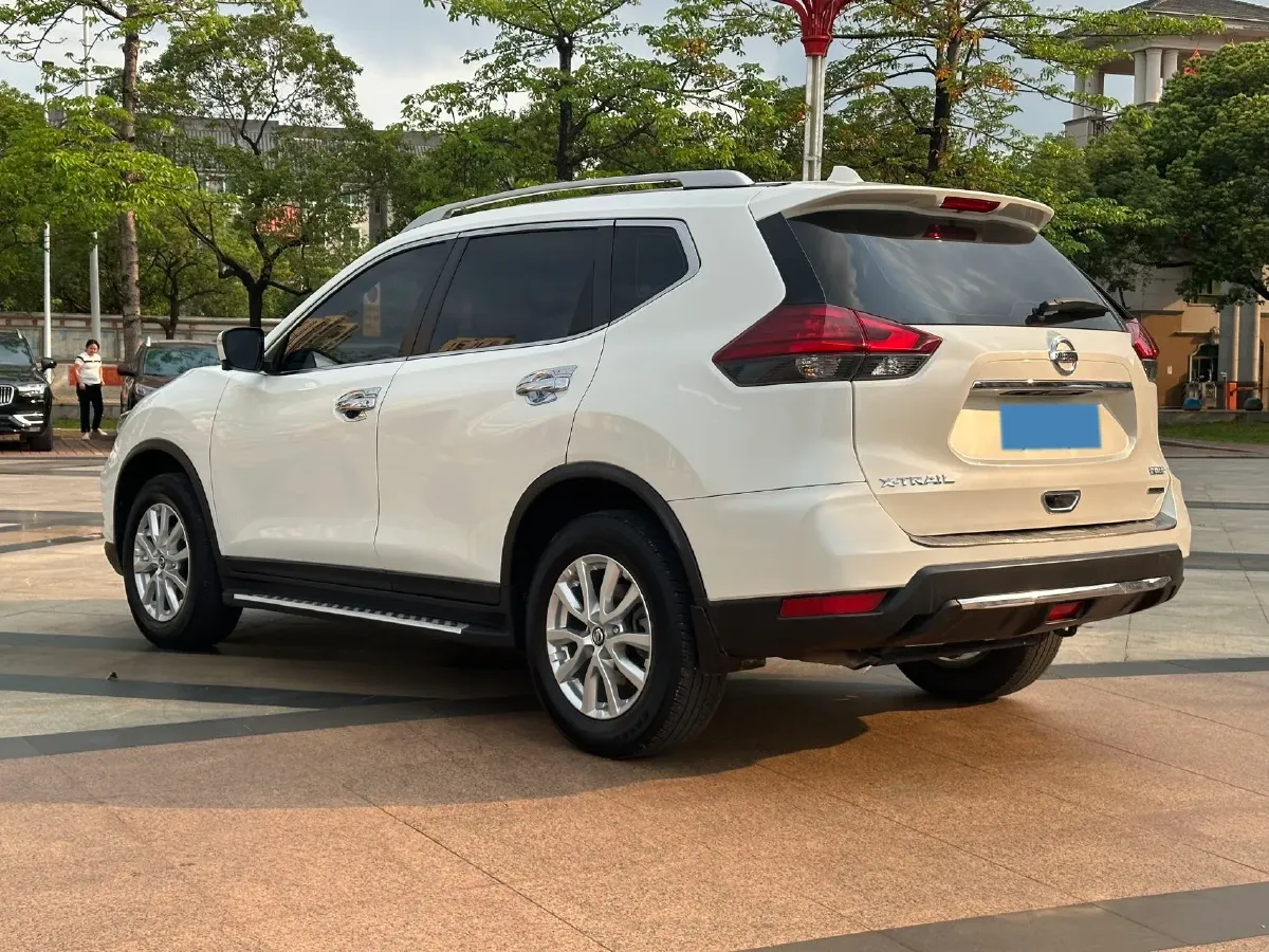 2020 Nissan X-Trail 2.0L 154HP L4 CVT,autocango,china used car exporter,china ev exporter,chinese used car exporter,chinese used ev exporter